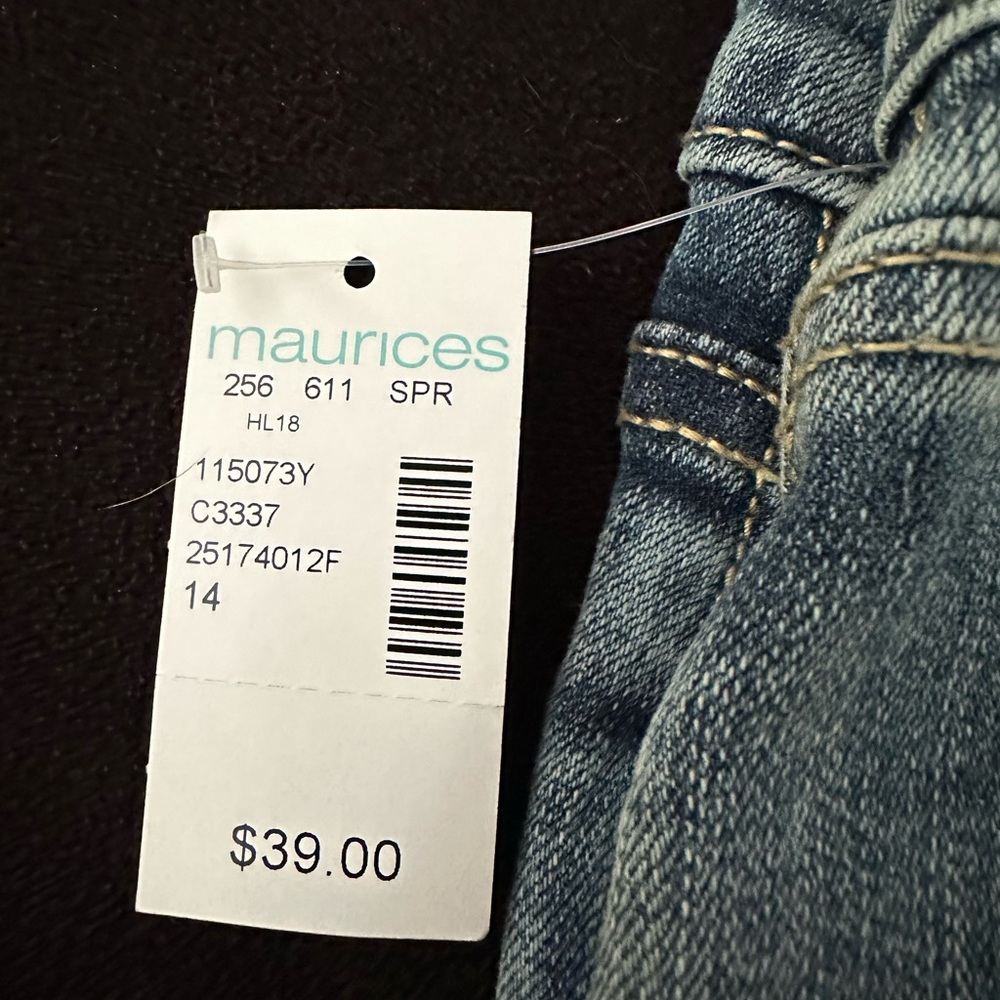 Cropped Jean Maurice’s 14 - Picture 2 of 4